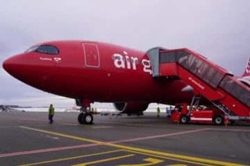 கிரீன்லாந்தில் புதிய சர்வதேச வானூர்தி நிலையம் திறப்பு ; சுற்றுலாத்துறையை மேம்படுத்த நடவடிக்கை!