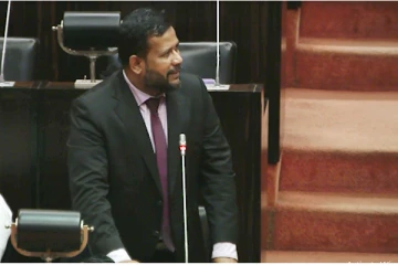 ரிசாத் பதியுதீனை நாடாளுமன்ற கூட்டத்தொடரில் பங்கேற்க அனுமதிப்பதில் சட்டரீதியான தடைகள் இல்லை என அறிவிப்பு