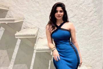 நியூ லுக்கில் கலக்கும் நடிகை திவ்ய பாரதி.. எப்படி மாறிட்டார் பாருங்க!