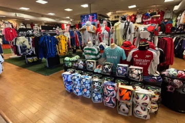 வரிச்சுமையை வாடிக்கையாளர் மீது சுமத்த விரும்பாத கனடிய நிறுவனங்கள்