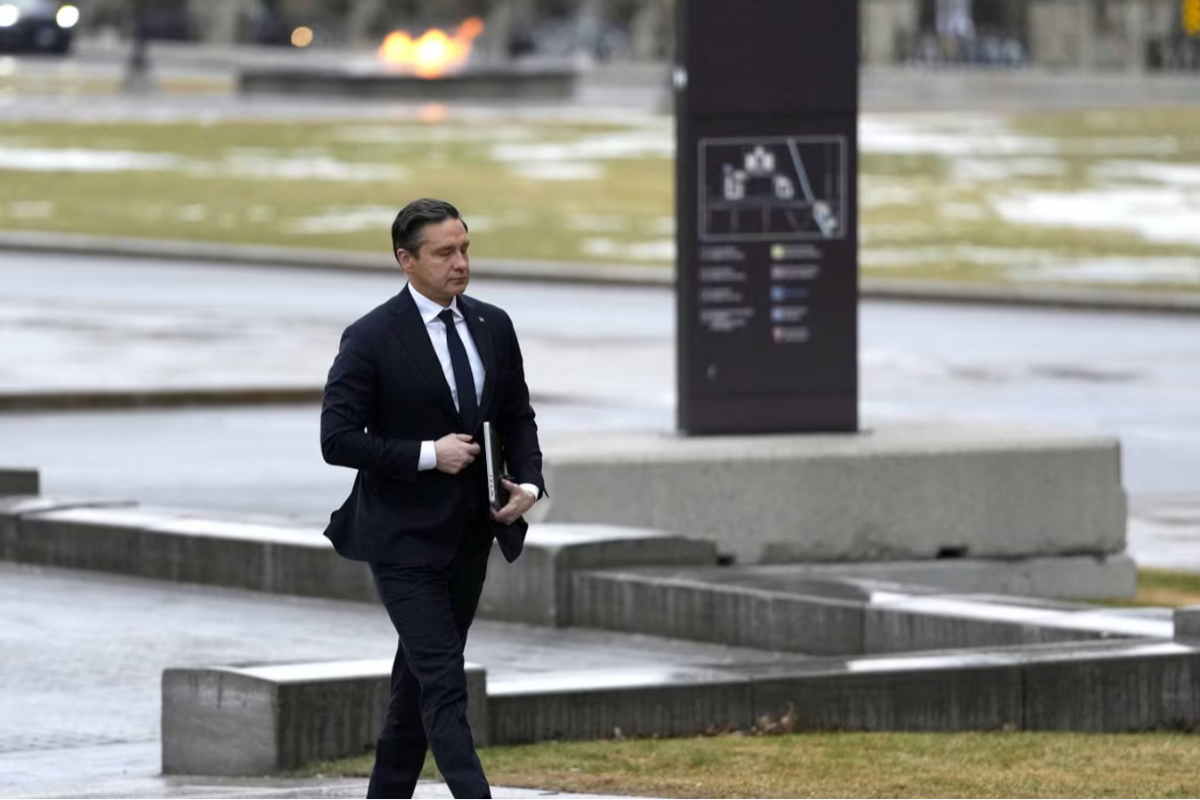 கனடாவில் எரிபொருள் வரியை தற்காலிகமாக ரத்து செய்ய கோரிக்கை | Poilievre Federal Fuel Tax Holiday