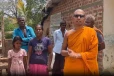 බලංගොඩ කස්සප හිමි වස් වැසූ ගමේ වනඅලි තුන්වෙනි පාරටත් ගෙය කඩා බිඳ දමයි - පුංචි දියණියන් දෙන්නා අනූනවයෙන් දිවි බේරාගනී