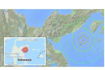இந்தோனேஷியாவில் பயங்கர நிலநடுக்கம் - மக்கள் அலறி அடித்துக் கொண்டு ஓட்டம் - சுனாமி எச்சரிக்கை