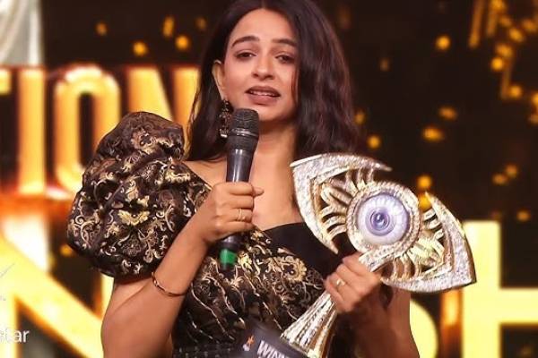 பிக்பாஸ் 9 நிகழ்ச்சியை முடித்த கையோடு சபரி எங்கே சென்றுள்ளார் பாருங்க... ஸ்பெஷல் இடம் | Bigg Boss 9 Fame Sabari Went To Special Place