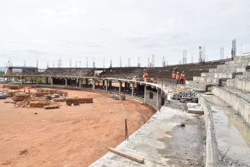 அலங்காநல்லுாரில் 66 ஏக்கரில் ரூ.44 கோடி மதிப்பில் விறுவிறுப்பாக தயாராகும் ஜல்லிக்கட்டு மைதானம்..!