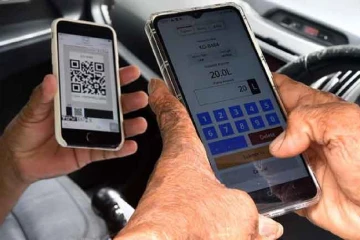 ඉන්ධන QR ක්‍රමය නැවත සක්‍රීයයි- තාක්ෂණික ගැටලු අදින් විසඳෙන බව රජය කියයි