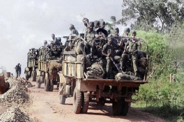 இந்தியப் படை எதிர்கொண்ட சிக்கல்கள்