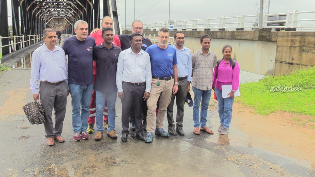 தமிழர் பகுதியிலுள்ள முக்கிய பாலம் குறித்து சர்வதேச அதிகாரிகளின் ஆய்வு நடவடிக்கை 5 Gallery