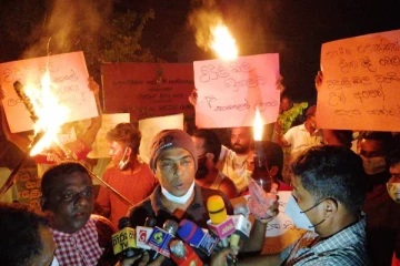 கட்டண அதிகரிப்புக்களை நிறுத்தக் கோரி போராட்டம் முன்னெடுப்பு!