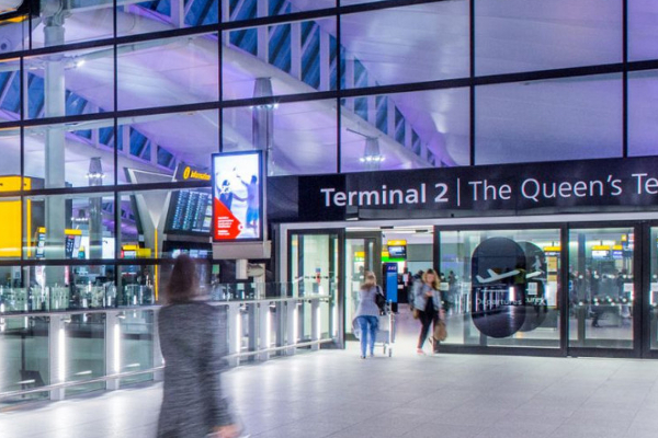 ஹீத்ரோ விமான நிலையம் எடுத்த தீர்மானம்! தடுத்த மன்னர் சார்லஸ் | Heathrow Airport Blocked By King Charles