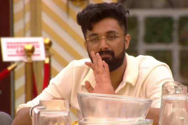 பிரியங்கா ஏன் வர வில்லை.... உண்மையை உடைத்த நிரூப்! சுரேஷ் சக்ரவர்த்தி அதிரடி கேள்வி | Bigg Boss Ultimate 1Day