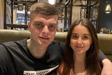 டேட்டிங் செயலி மூலம் அறிமுகமான கனேடிய காதலி...குத்திக் கொன்ற பிரித்தானிய இளைஞர்!