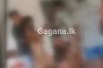 ගමක් රත් කරමින් බීමතින් පැමිණි සැමියාව බිරිද ඝාතනය කරයි.!