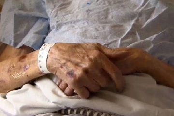 கனடாவில் முதியோர் காப்பகங்களில் பணியாற்றுவோர்களுக்கு முக்கிய அறிவிப்பு