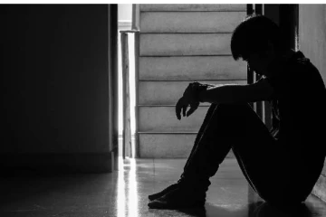 தீண்டாமைக் கொடுமை.. ஆசிரியர்கள் செய்த கொடூரம் - அரசு பள்ளியில் மாணவர்களுக்கு நேர்ந்த அவலம்!