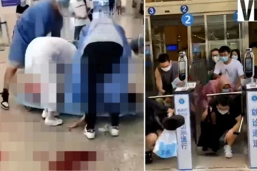 மருத்துவமனையில் மர்ம நபர் கத்துக்குத்து தாக்குதல்... நான்கு பேர் பலி: மருத்துவர்களும் நோயாளிகளும் உயிர் தப்ப ஓட்டம்