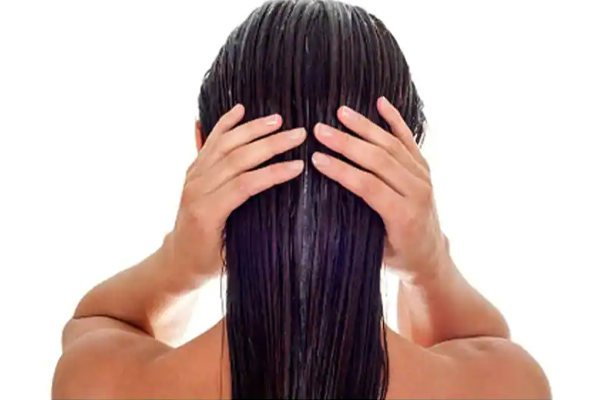 கூந்தல் பிரச்சனைக்கு முற்றுப்புள்ளி வைக்குமா இளநீர்! | Does It Provide A Permanent Solution To Hair Loss