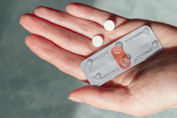 கருக்கலைப்பு செய்த முன்னாள் மனைவி ; பெரும்தொகை இழப்பீடு கேட்டு கணவன் வழக்கு!