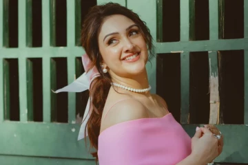 நடிகை ஸ்ரீதேவி விஜயகுமாரா இது! மாடர்ன் உடையில் கலக்கலான போட்டோஷூட்