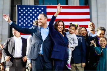 அவசர அவசரமாக வெளியேற்றப்பட்ட கமலா ஹாரிஸின் கணவர் ﻿