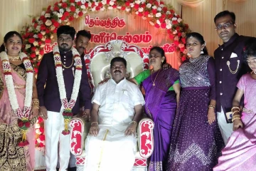 இறந்த தந்தையை கண்முன் கொண்டு வந்த மகன்! திருமண மேடையில் நெகிழ்ச்சி சம்பவம்