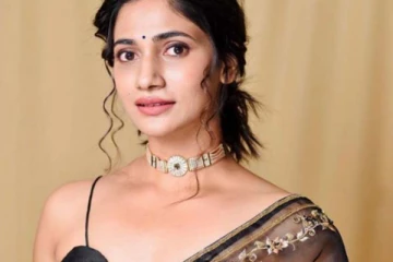 தோழிகளுடன் லொஸ்லியா வெளியிட்ட புகைப்படம்: கவினை வைத்து வம்பிழுக்கும் ரசிகர்கள்