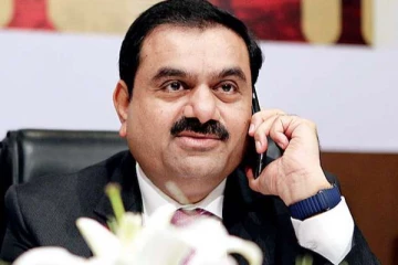 இலங்கை வருகின்றார்  அதானி குழும  தலைவர்!