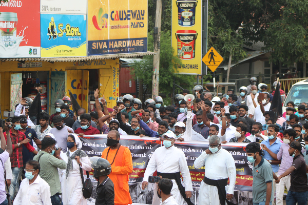 பாம்புக்கு தலையையும் மீனுக்கு வாலையும் காண்பிக்கும் அரசியல் தலைமைகள் | Tamil Party Calls For Hartal In Jaffna