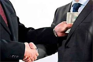இலஞ்சம் பெற்ற தொழில்நுட்ப அதிகாரி சிக்கினார்