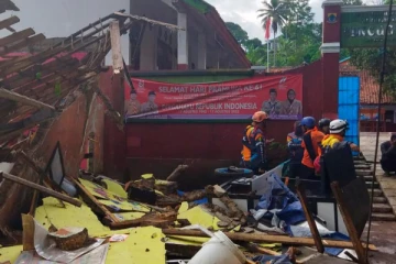 இந்தோனேஷியா நிலநடுக்கம்: பலி எண்ணிக்கை 162 ஆக உயர்வு