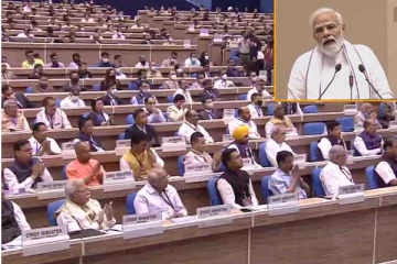 நீதிமன்றங்களில் உள்ளூர் மொழிகளை ஊக்குவிக்க வேண்டும் - பிரதமர் மோடி வலியுறுத்தல்..!