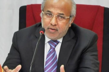 பரீட்சை விடைத்தாள் மதிப்பீட்டை அத்தியாவசிய சேவையாக்க கட்சிகள் இணக்கம்