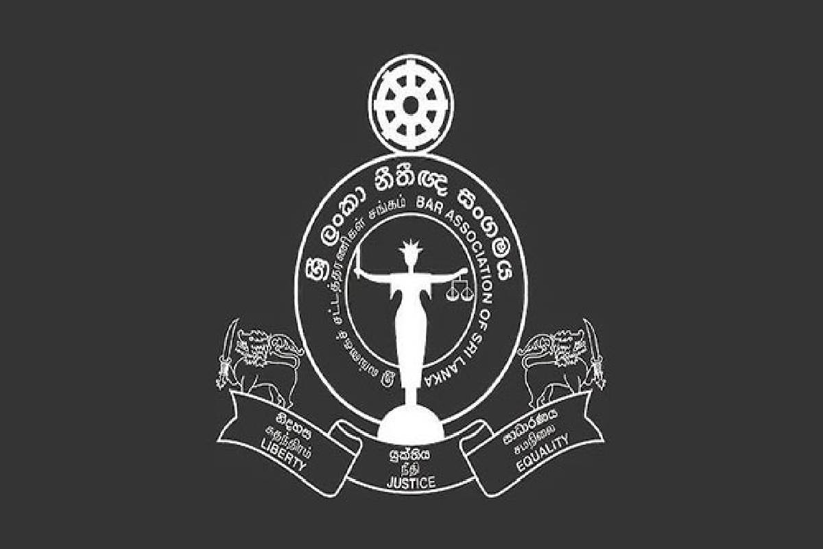 காவல் நிலையத்தில் இளம் குடும்பஸ்தர் மரணம் : பாரபட்சமற்ற விசாரணைக்கு வலியுறுத்து | Impartial Investigation Into Death Police Custody காவல் நிலையத்தில் இளம் குடும்பஸ்தர் மரணம் : பாரபட்சமற்ற விசாரணைக்கு வலியுறுத்து | Impartial Investigation Into Death Police Custody