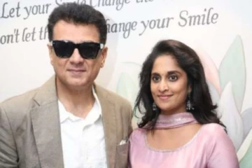 நடிகர் அஜித் மற்றும் ஷாலினியை நேரில் சந்தித்த முன்னணி நடிகர்.. யார் தெரியுமா! புகைப்படம் இதோ