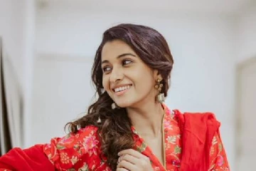 சைஸ் கேட்ட ரசிகர், வெட்கி தலைக்குனியும் படி பதில் சொன்ன ப்ரியா பவானி ஷங்கர்