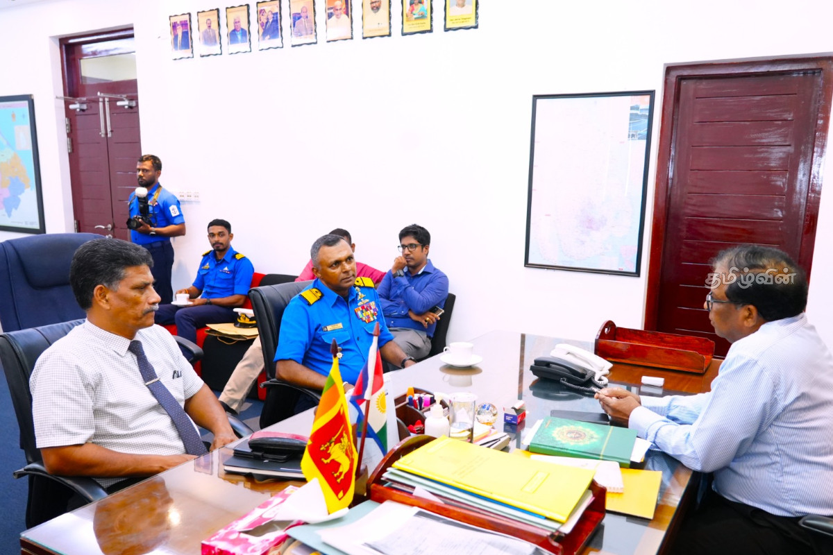இந்திய கடற்றொழிலாளர்களை கட்டுப்படுத்த கடற்படையினரின் ஆதரவு வேண்டும்! ஆளுநர் கோரிக்கை | Governor Navy Support To Control Indian Fishermen