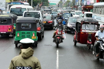 விபத்துக்களை ஏற்படுத்தி பணம் பெறும் நபர்கள்; பொலிஸார் வெளியிட்ட  திடுக்கிடும் தகவல்!