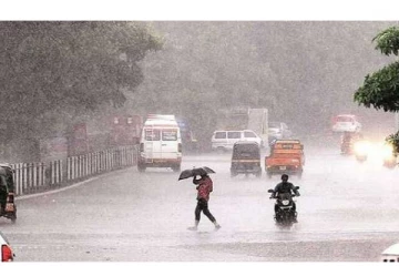 அடுத்த 3 மணி நேரத்தில் இந்த 9 மாவட்டங்களுக்கு இடியுடன் கூடிய கனமழை பெய்யும் - இந்திய வானிலை ஆய்வு மையம் எச்சரிக்கை