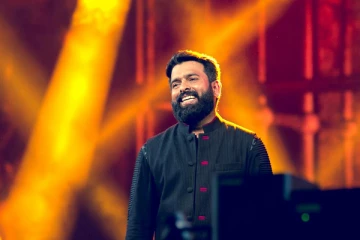 தென்னிந்திய பிரபல இசையமைப்பாளர் சந்தோஷ் நாராயணனுக்கு விடுக்கப்பட்ட அறிக்கை