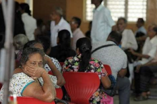 குணமடைந்த நிலையில் வீடு திரும்ப மறுக்கும் நோயாளிகள் - மருத்துவதுறையில் பாரிய நெருக்கடி | Patients Who Recover But Do Not Go Home