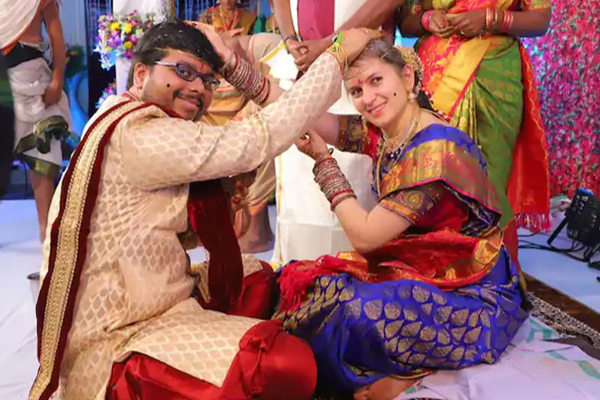 வெளிநாட்டு பெண்ணை இந்து முறைப்படி திருமணம் செய்து கொண்ட இந்திய இளைஞர்! வைரலாகும் புகைப்படங்கள் | Turkey Girl Married To Indian Woman