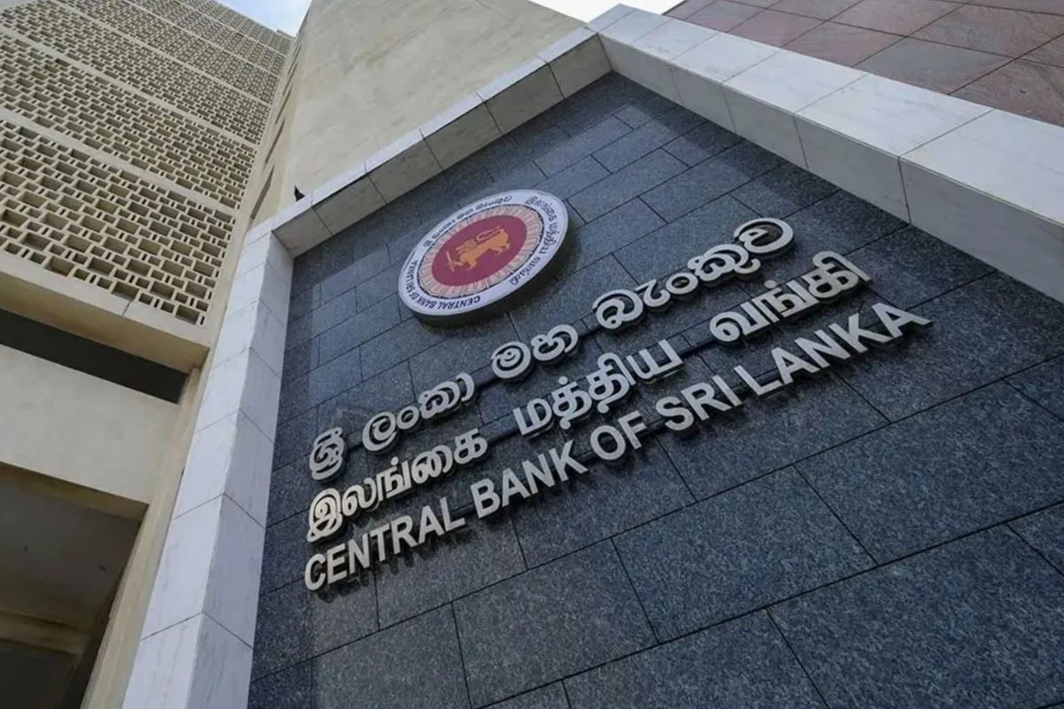 2.5 மில்லியன் டொலர் காணாமல் போன விவகாரம் குறித்த புதிய தகவல்கள் அம்பலம் | Us 2 5 Mn Hacker Transfer Cid Reveals New Details 2.5 மில்லியன் டொலர் காணாமல் போன விவகாரம் குறித்த புதிய தகவல்கள் அம்பலம் | Us 2 5 Mn Hacker Transfer Cid Reveals New Details