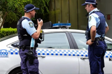 அவுஸ்திரேலியாவில் தஞ்சம் கோரிய  தமிழ் இளைஞர் கைது