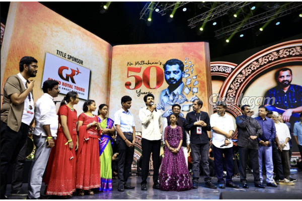 நா.முத்துக்குமார் குடும்பத்தினருக்கு திரையுலகினர் சார்பாக கொடுக்கப்பட்ட வீடு.. எவ்வளவு தெரியுமா? | The House Given To Na Muthukumar Family Cost
