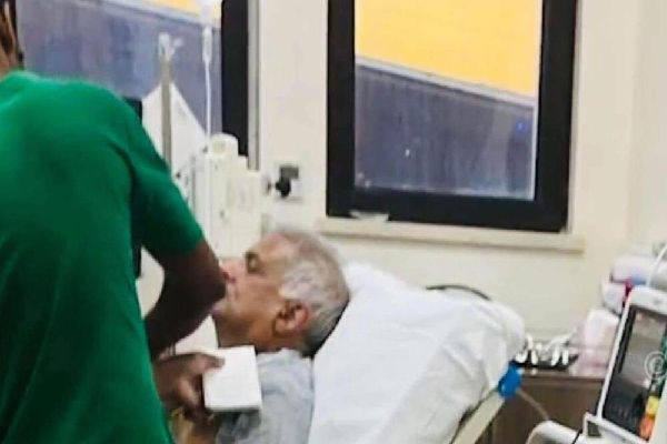 ரணிலுக்கு உதவி செய்த மருத்துவர் ருக்‌ஷான் பெல்லானா! வெடித்தது புதிய சர்ச்சை | Did Dr Rukshan Bell Help Ranil A New Controversy