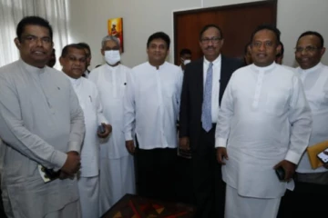 சஜித் அணிக்கு தாவிய மொட்டு கட்சி எம்.பிக்கள்!