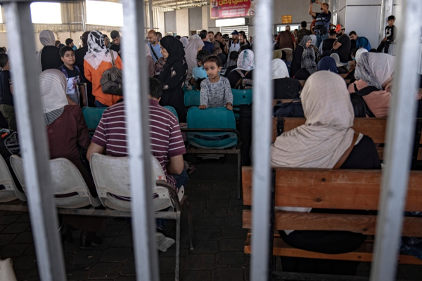 காசாவிலிருந்து வெளியேறிய 234 கனடியர்கள் | Gaza Canada Raafa Exit