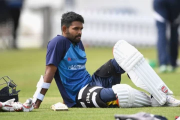 இலங்கை கிரிக்கெட்டிலிருந்து ஓய்வு பெறுகிறாரா லஹிரு திரிமன்னே?