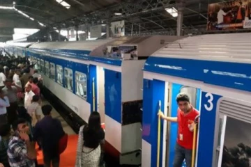 දුම්රිය මඟීන්ට විශේෂ පණිවිඩයක්..