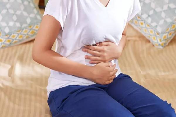 இரவு தூங்கும் முன் தொப்புளில் ஆலிவ் ஆயில் தடவுவதால் இத்தனை நன்மைகளா? | Applying Olive Oil Navel Before Going Bed At Night